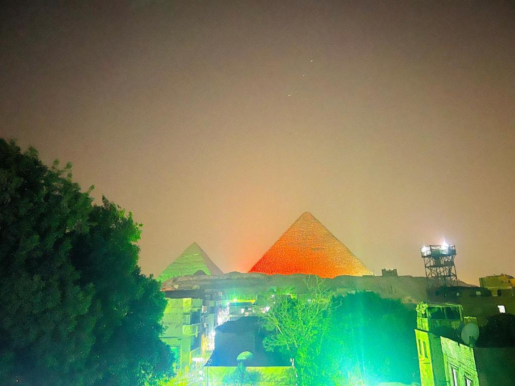 Fotografie z fotogalerie ubytování Savor The king pyramids hotel v Káhiře