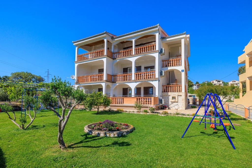 Zahrada ubytování Apartments Danica