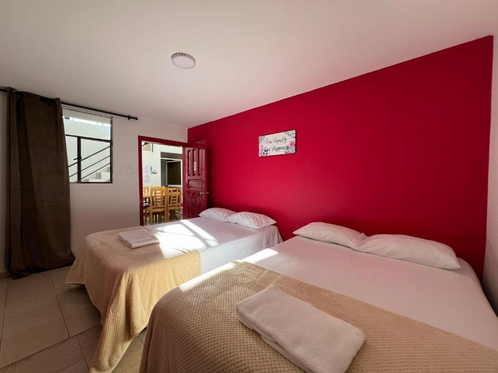 Postel nebo postele na pokoji v ubytování The Urban Getaway - 4 Bedrooms 3 Bath