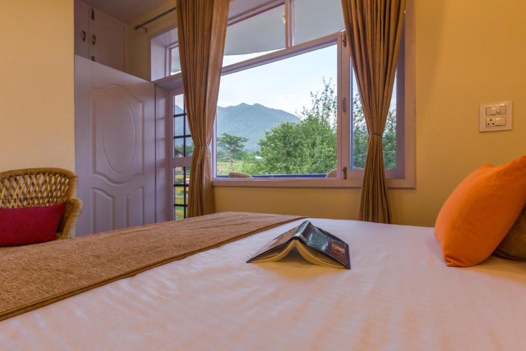 Nespecifikovaný výhled na hory nebo výhled na hory při pohledu z hostelu