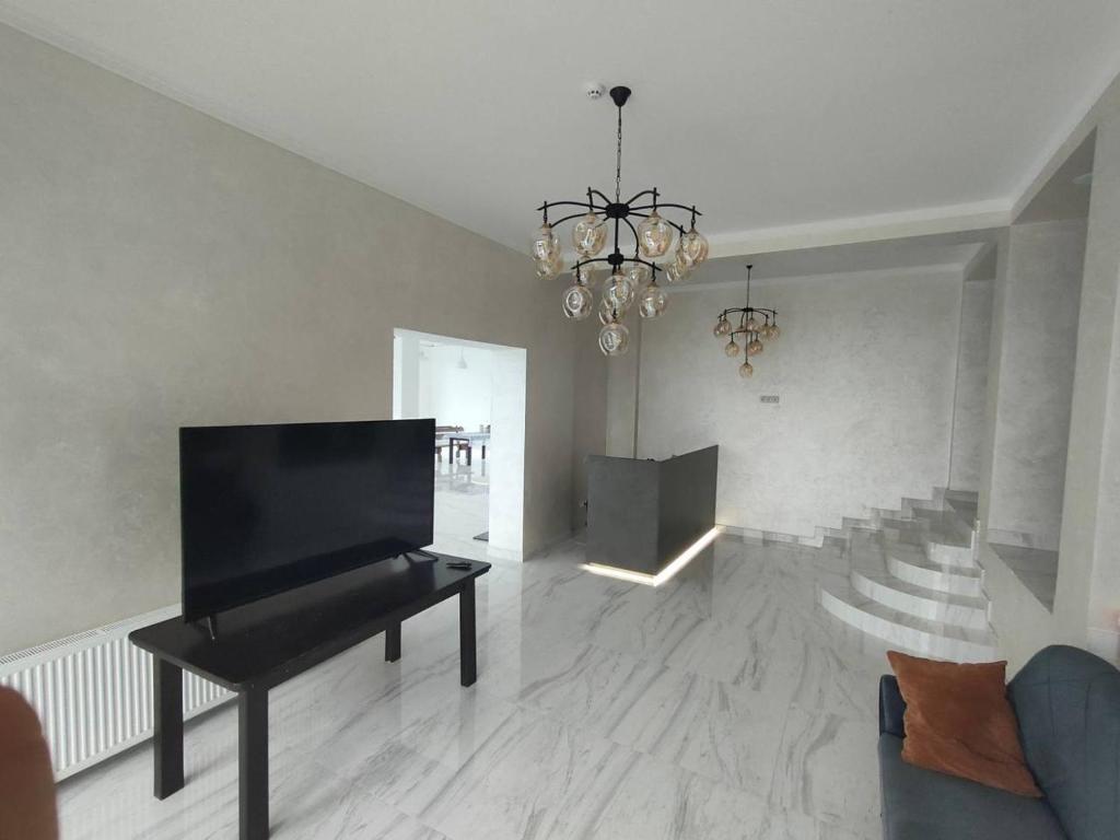 TV a/nebo společenská místnost v ubytování Spa Hotel Alpin
