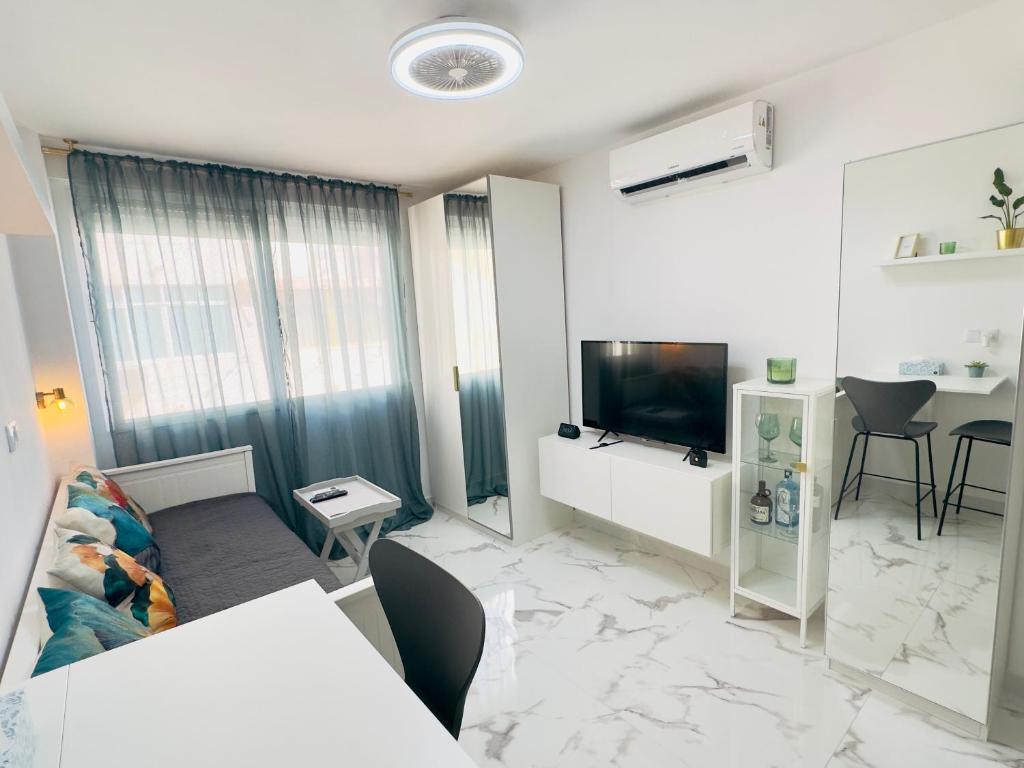 Apartamento estudio “The mirror”