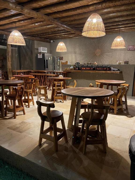 Restaurace v ubytování Nauru Chalés Milagres