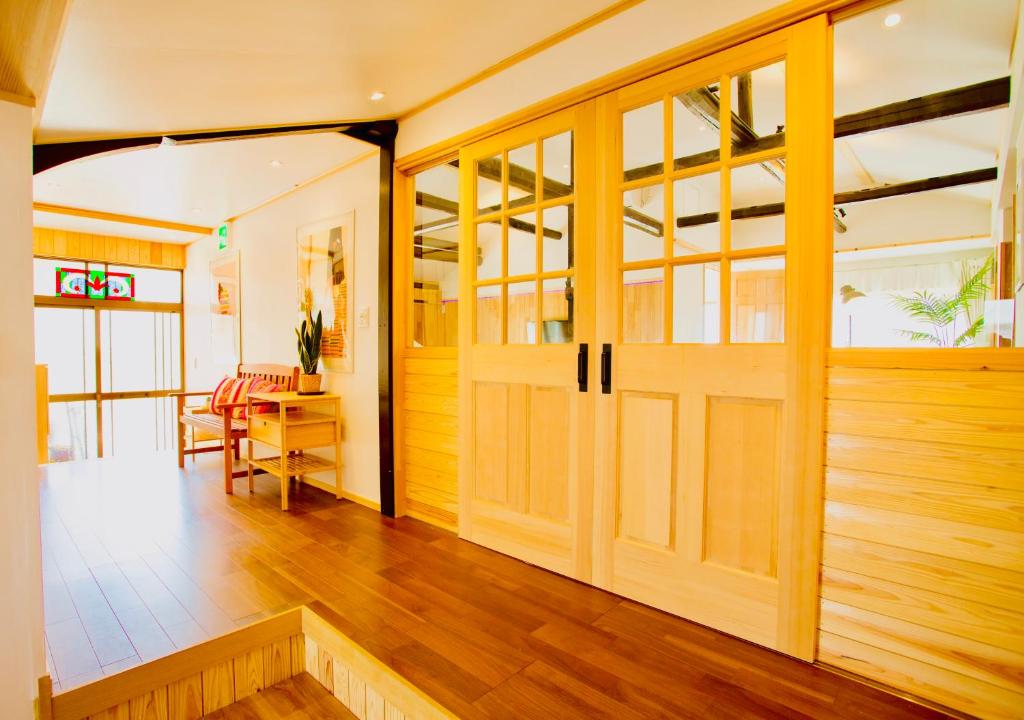 Fotografie z fotogalerie ubytování 一棟貸し宿 Kanata Riverview House v destinaci Kawanehon