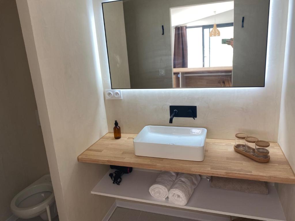 La Maison De Ville - Piscine - SPA - Quarto Duplo Com Vista Para A Piscina