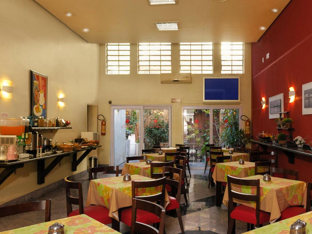  Hotel Elevado