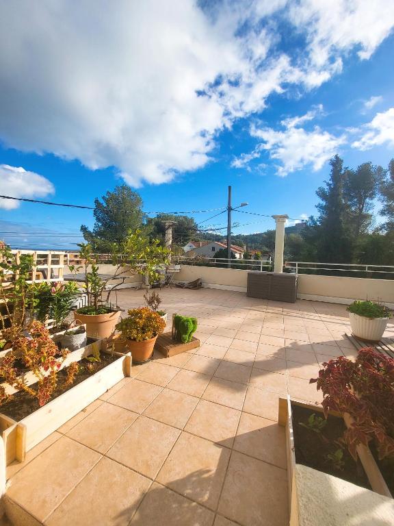 Fotografie z fotogalerie ubytování Hôtel Auberge Provençale v destinaci Saint-Raphaël