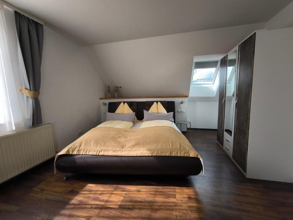 Pension Haus Sanz - 1