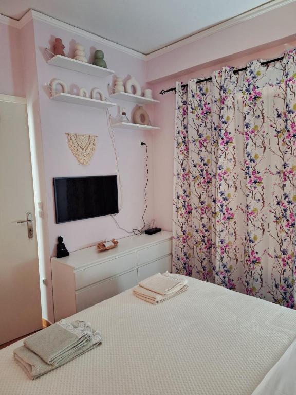 Postel nebo postele na pokoji v ubytování Dani's boho home