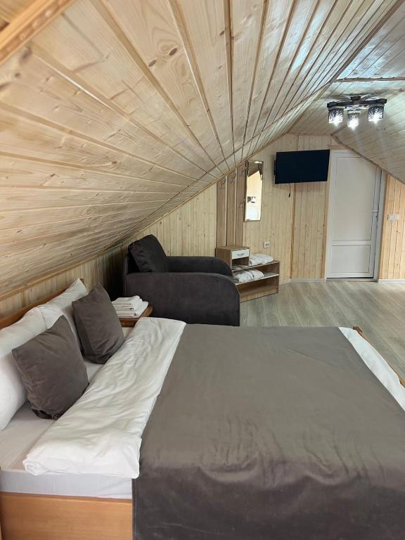 Postel nebo postele na pokoji v ubytování Hotel VIZA & SPA