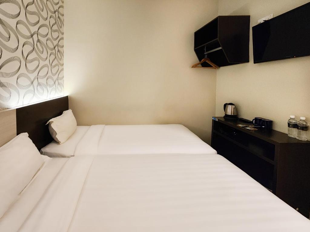 Izumi Hotel Bukit Bintang Kuala Lumpur - Standard Twin Room, Windowless