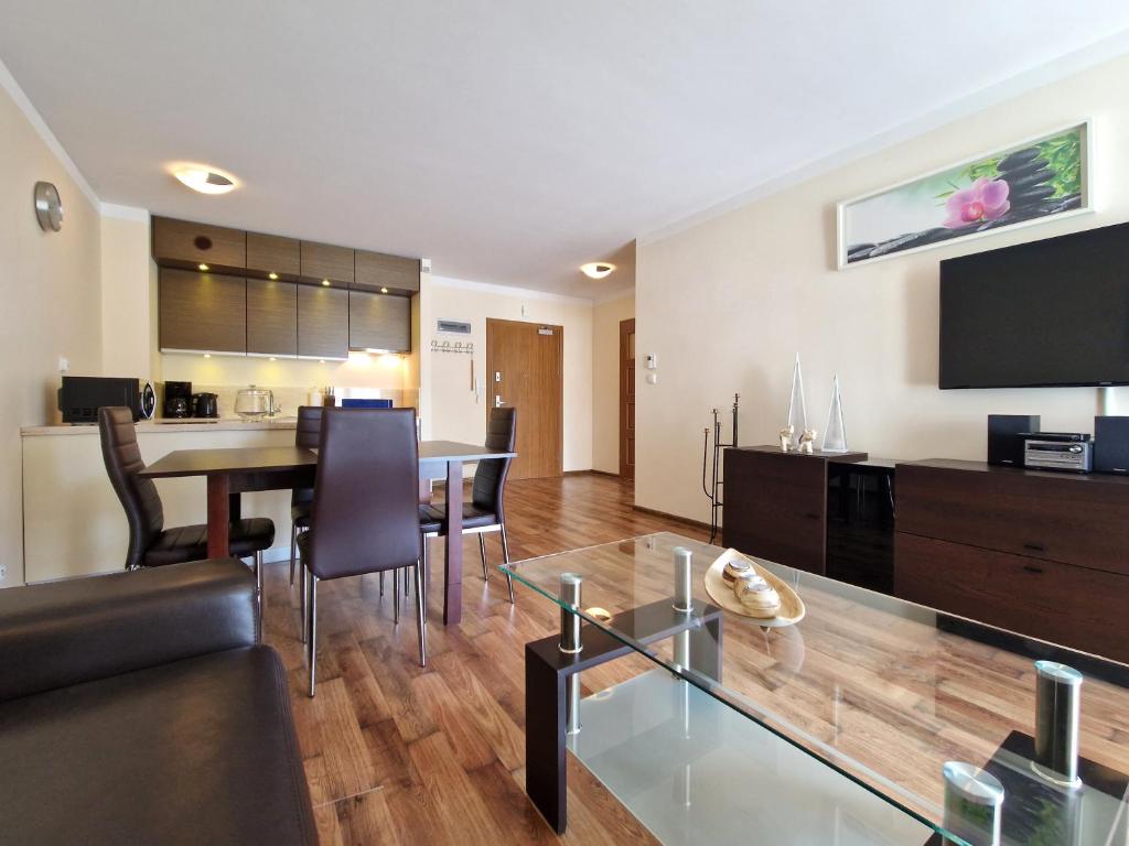 Kuchyňa alebo kuchynka v ubytovaní Villa Mistral by Baltic Home