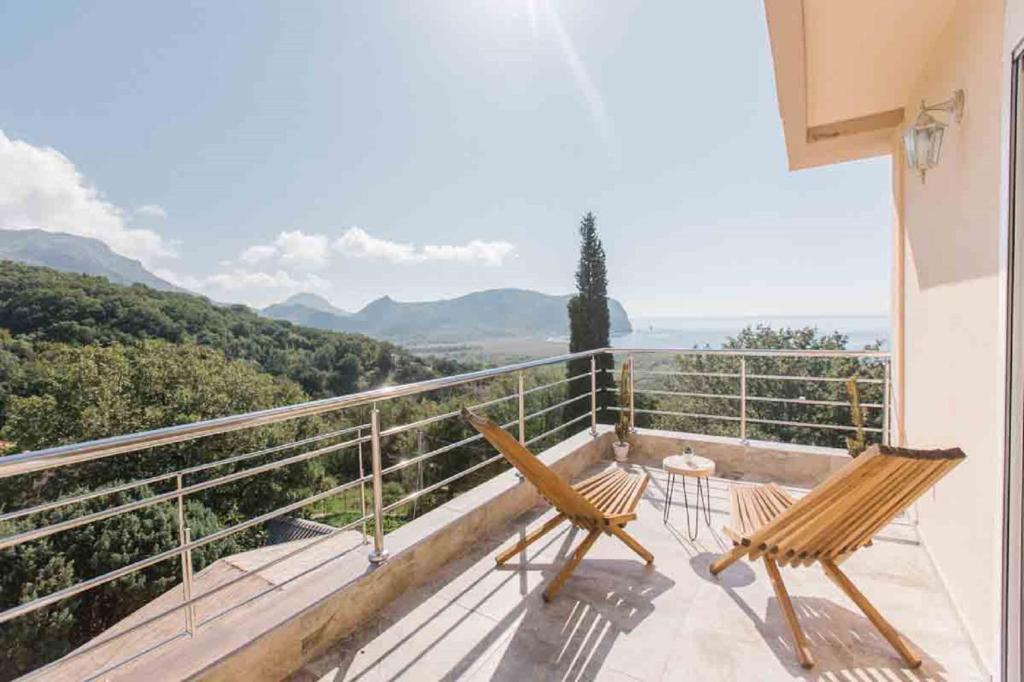 Mahakala Center - Superior Double Or Twin Room With Sea View