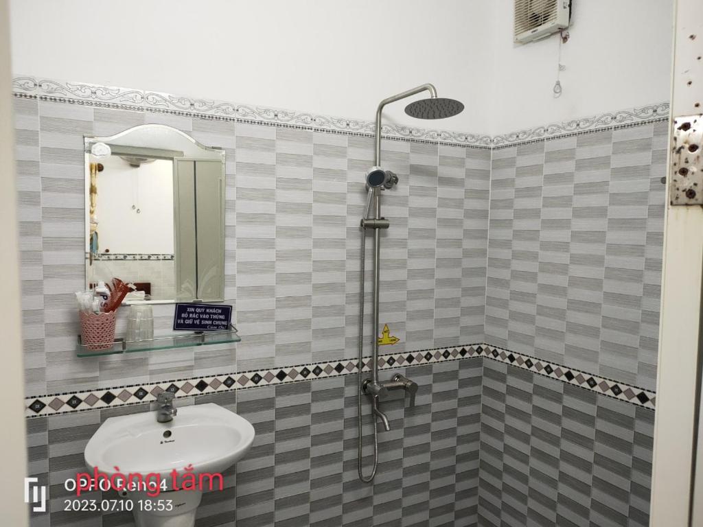 Koupelna v ubytování Anh Tan Hotel