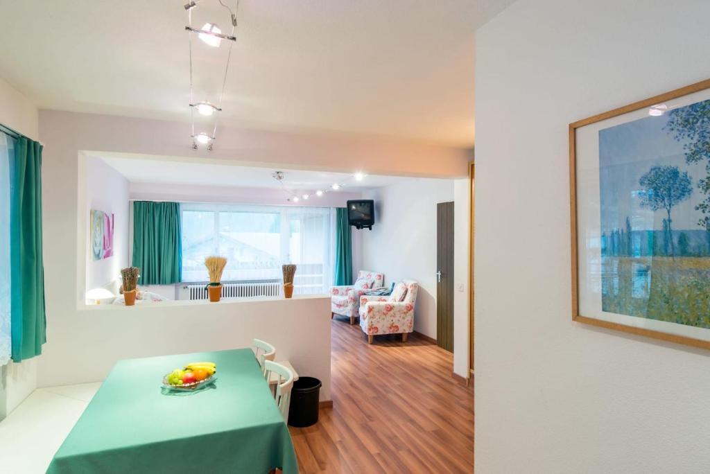 Postel nebo postele na pokoji v ubytování Badehotel Salina Maris – Wellness & Vintage