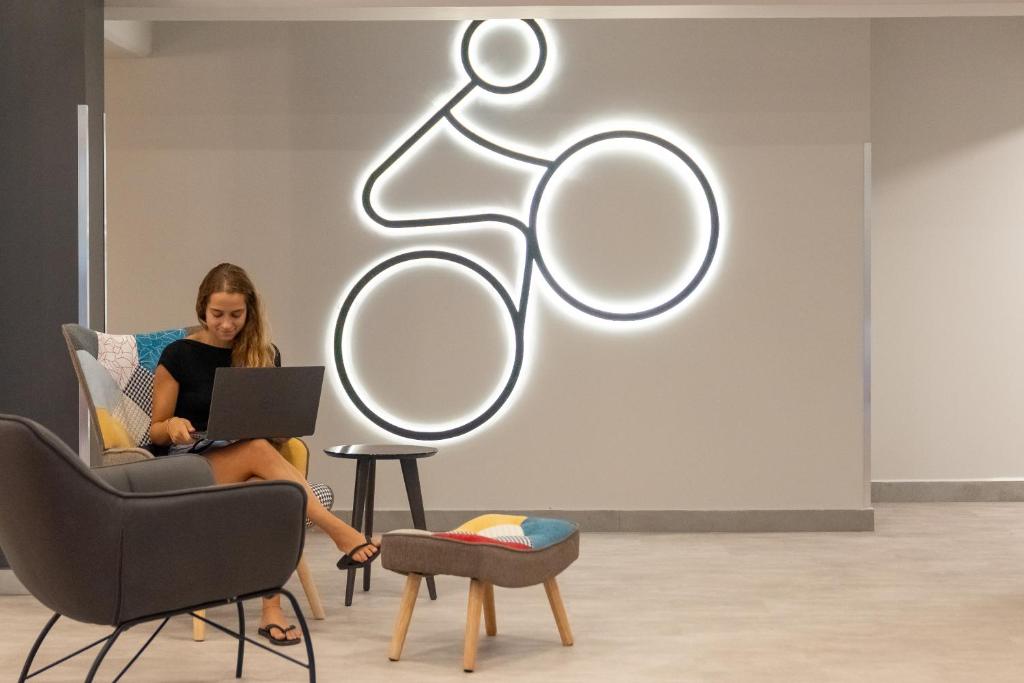 Athens Hawks Urban - Resim 20