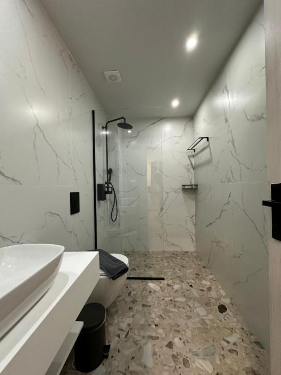 Athens Hawks Urban - Resim 3