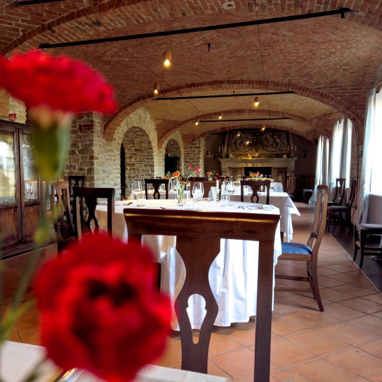 Restaurace v ubytování Il Castello di Bubbio
