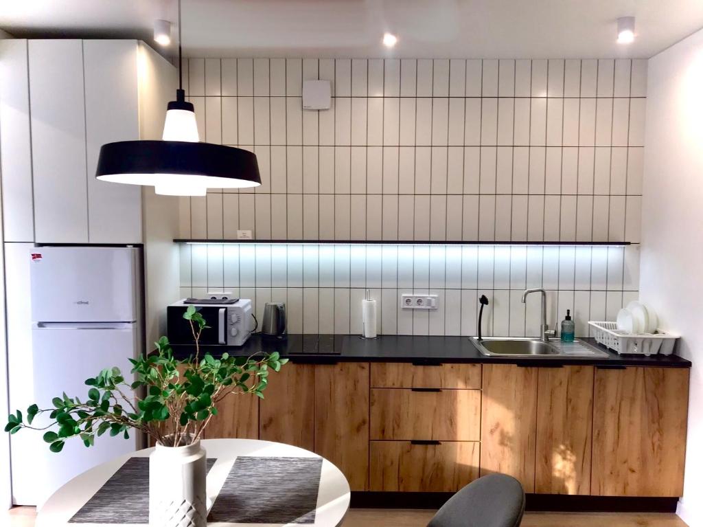 Modern Studio City Center дуже тепло! Оптоволокно Netflix - Housity