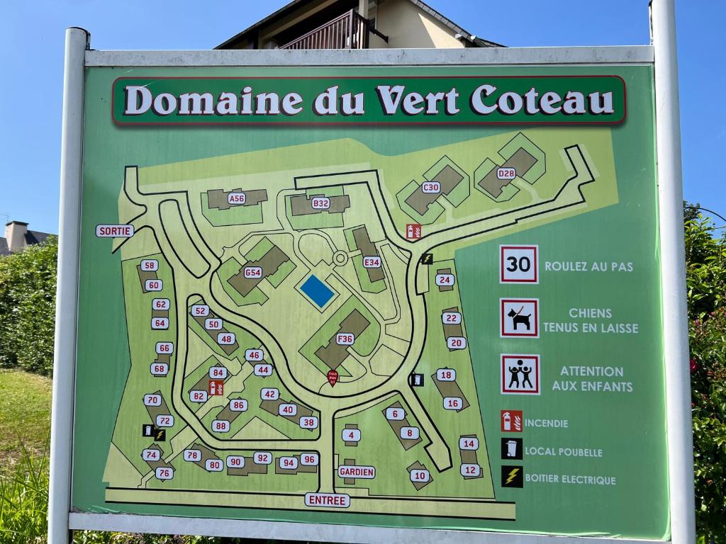 Fotografie z fotogalerie ubytování Domaine du Vert Coteau, limite Trouville, beau 3 pièces avec parking et balcon vue Mer v destinaci Touques