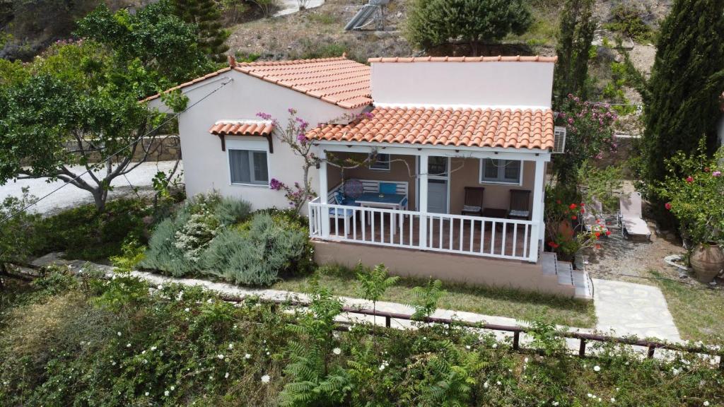 Vaia Villas - Maison De Deux Chambres III - Villa Iris