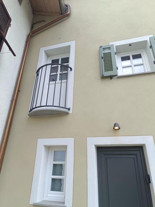 Budova, kde se prázdninový dům nachází