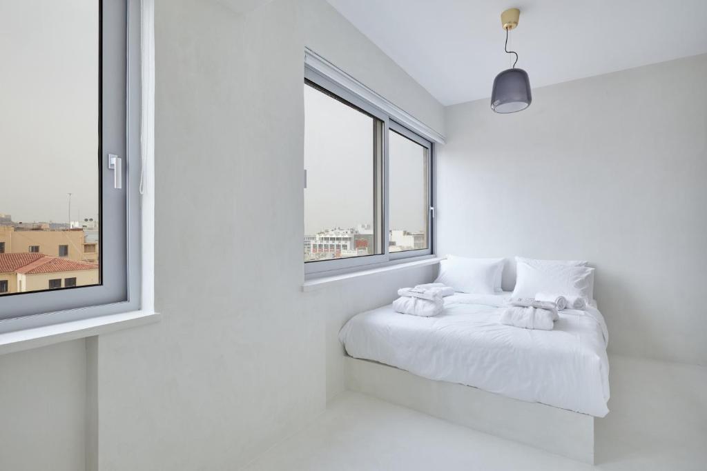 Athens Penthouse Boutique Rooms - Acropolis Lycabettus City View - Suite N. 9