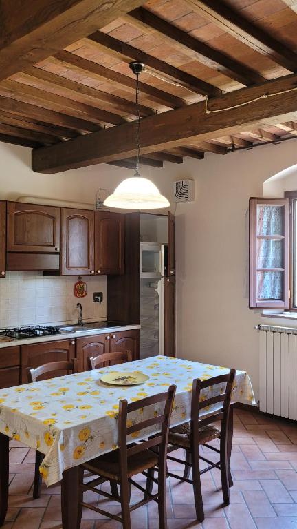 Kuchnia lub aneks kuchenny w obiekcie Agriturismo Podere Casalone
