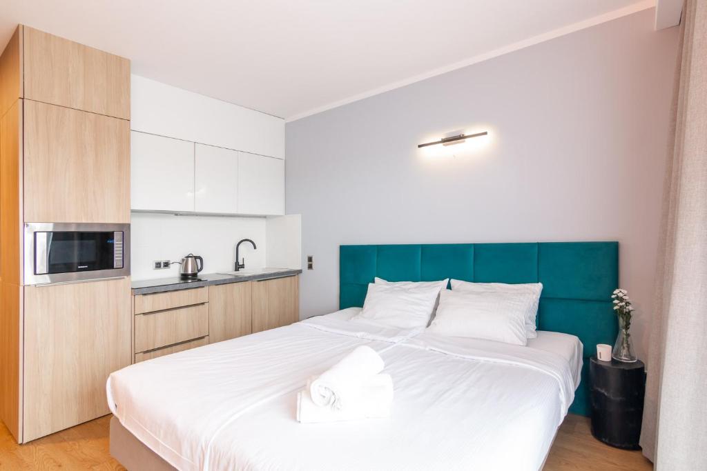 Rentsite Family Apartments Ex Baltin Hotel - 15