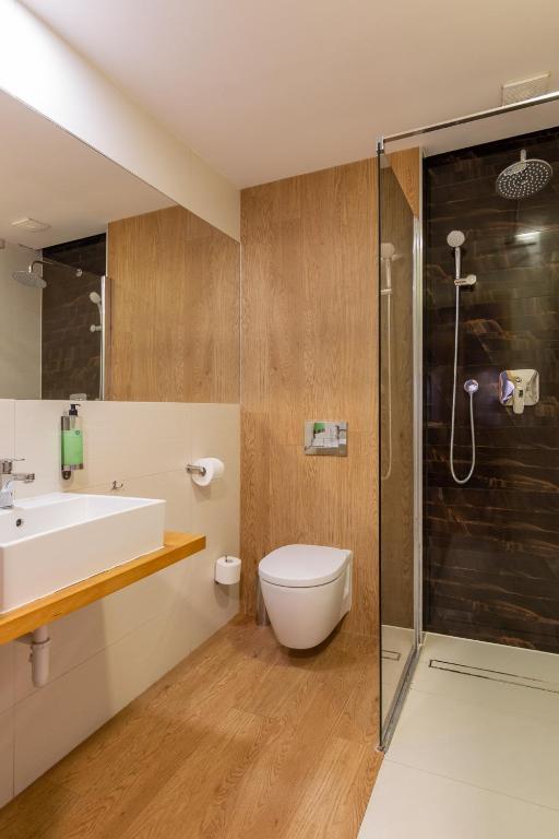 Rentsite Family Apartments Ex Baltin Hotel - 5