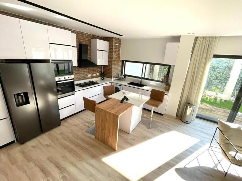 Ground Apartment 2-bedrooms In Lake View Residence Amazing Price!
