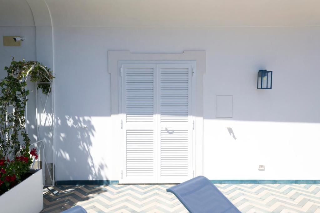 Galeriebild der Unterkunft o' mar - Amalfi Coast Suite in Praiano