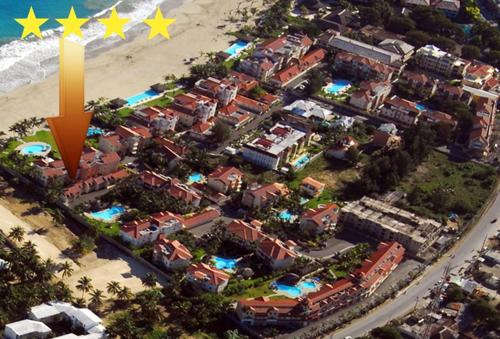 Nespecifikovaný výhled na destinaci Cabarete nebo výhled na město při pohledu z apartmánu