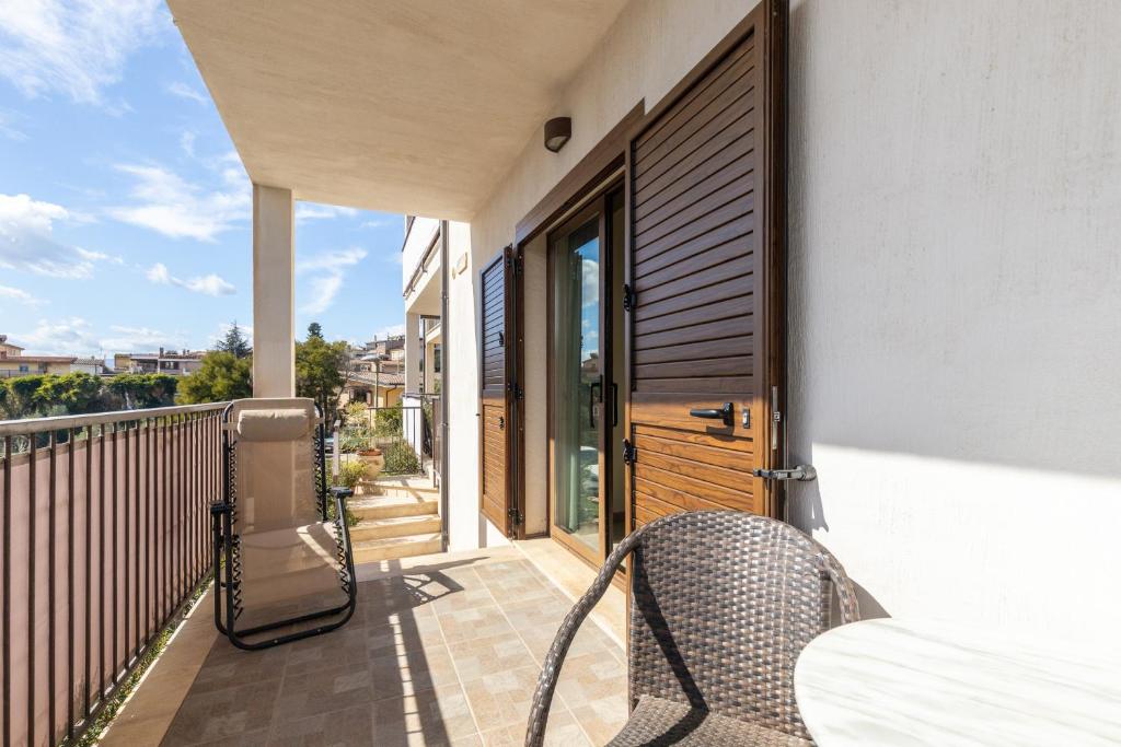 B&B Portu Cuau - Triple Room With Balcony