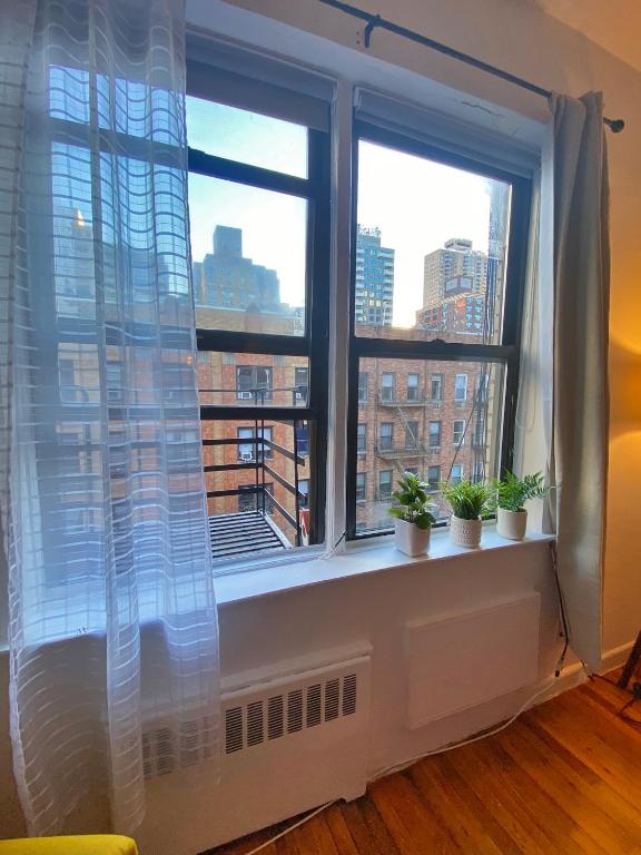 رزرو هتل، استودیو دنج در Upper East Side | 09037376597