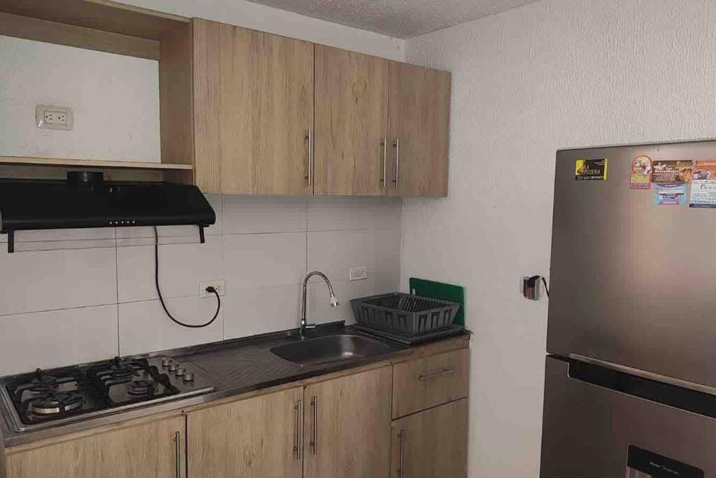 Kuchyň nebo kuchyňský kout v ubytování Hermosa Casa en Restrepo, Meta