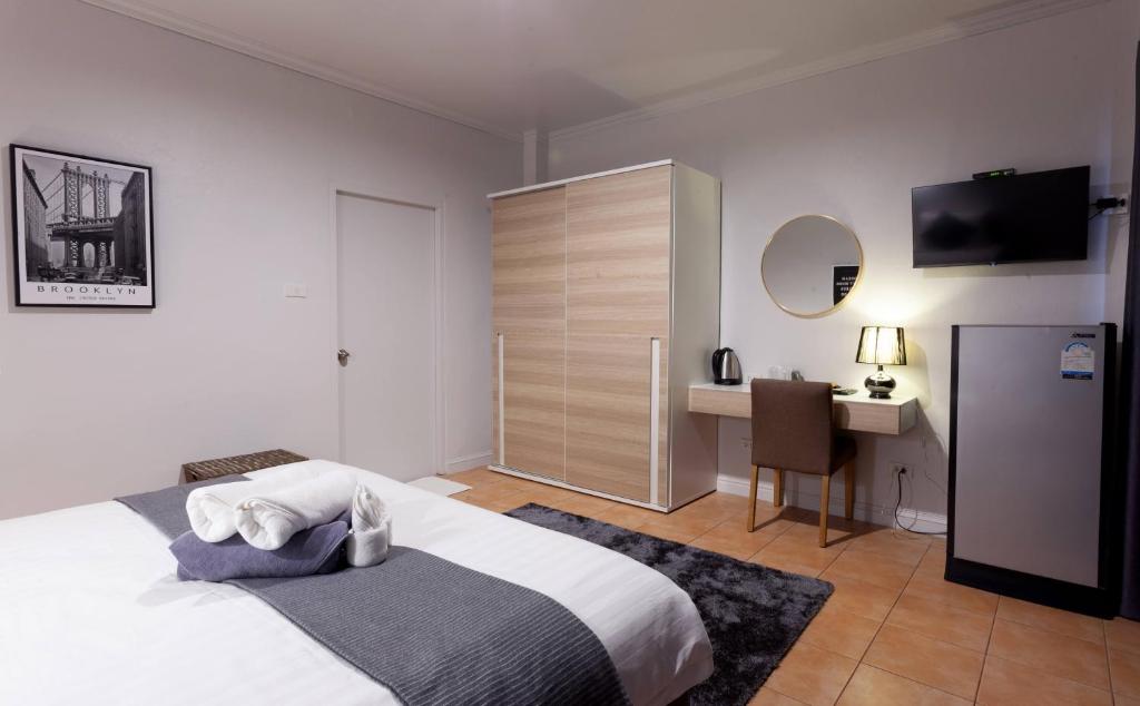 Two Chefs Inn - Resim 16