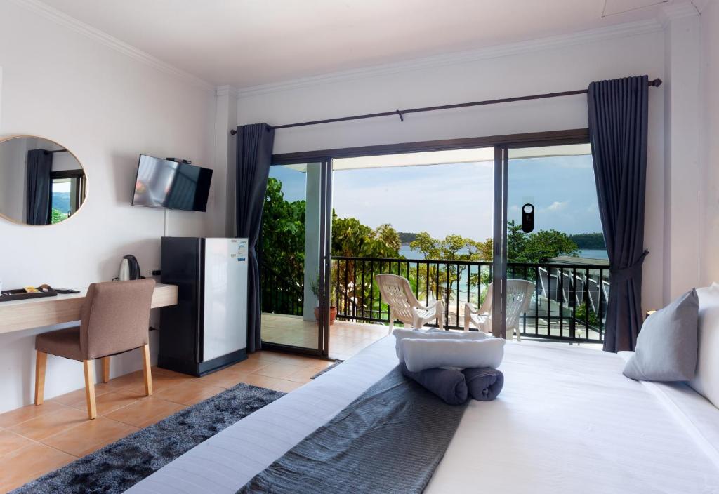 Two Chefs Inn - Resim 17