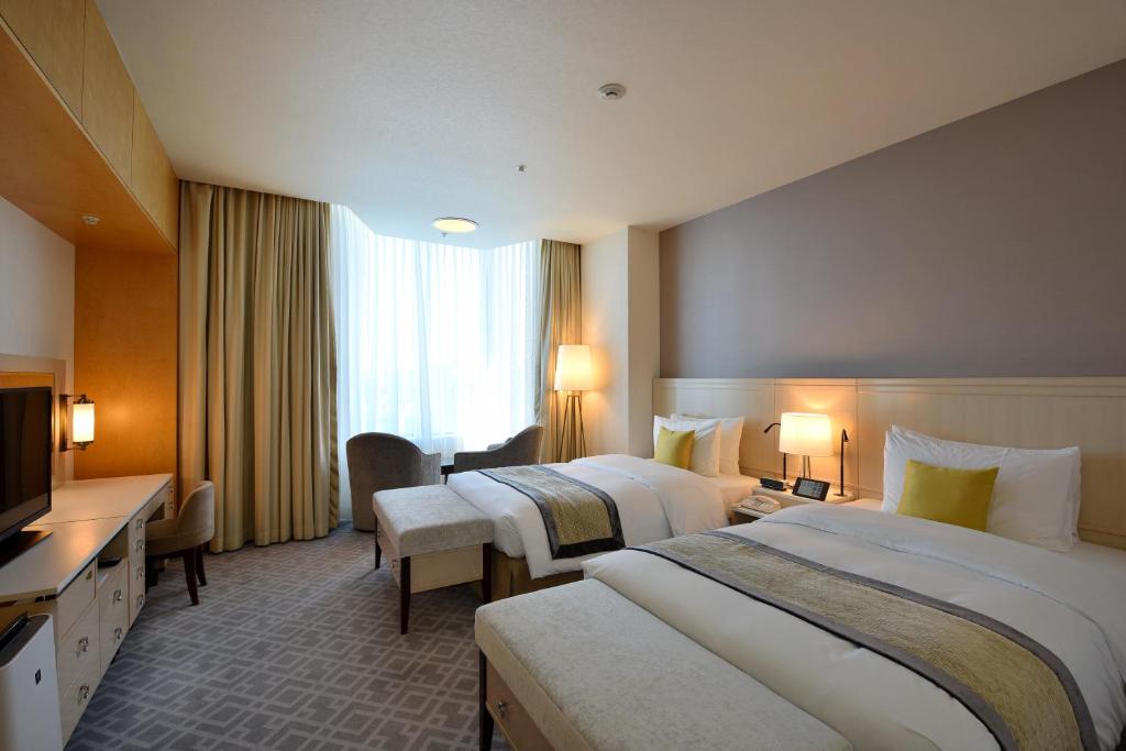 Imperial Hotel Tokyo - Tower Building - High Floor Pent House Suite Twin
