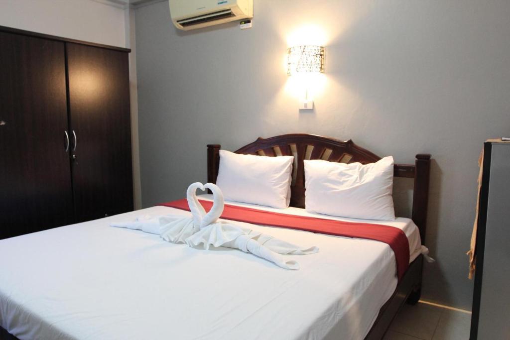 Two Chefs Inn - Resim 20