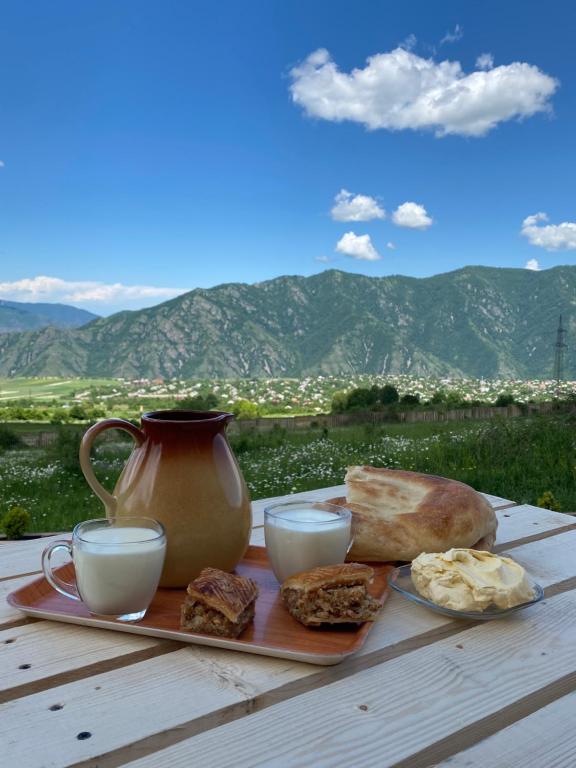 Vue générale sur la montagne ou vue sur la montagne depuis l'hôtel