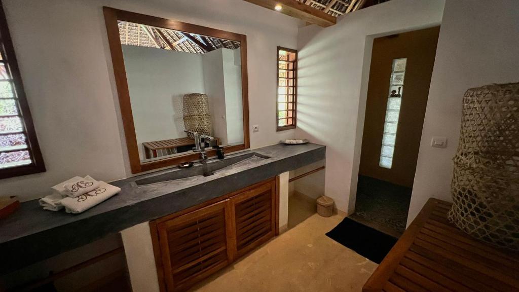 Manga Soa Lodge tesisinde bir banyo