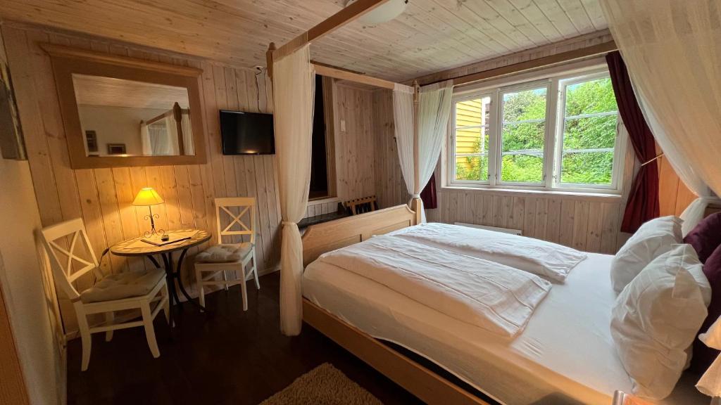 Dalen Bed & Breakfast photo