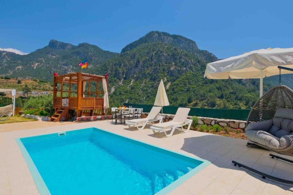 Γενική θέα στο βουνό ή θέα στο βουνό από  αυτή η βίλα