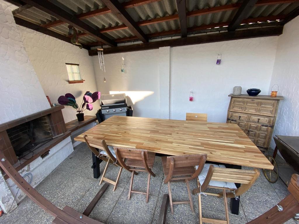 Istumisnurk majutusasutuses Natalies Hideaway
