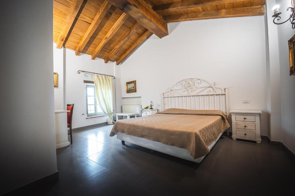 Hotel La Tavola Rotonda - Superior Double Room