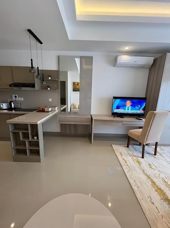 Negombo Ocean Breeze - Bliss on the Beach Luxury Apartments by Serendib Vacation - 12