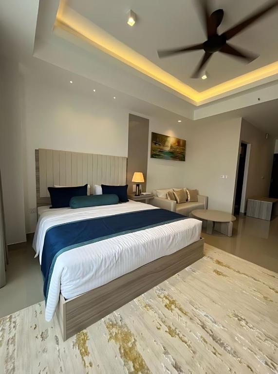 Negombo Ocean Breeze - Bliss on the Beach Luxury Apartments by Serendib Vacation - 1