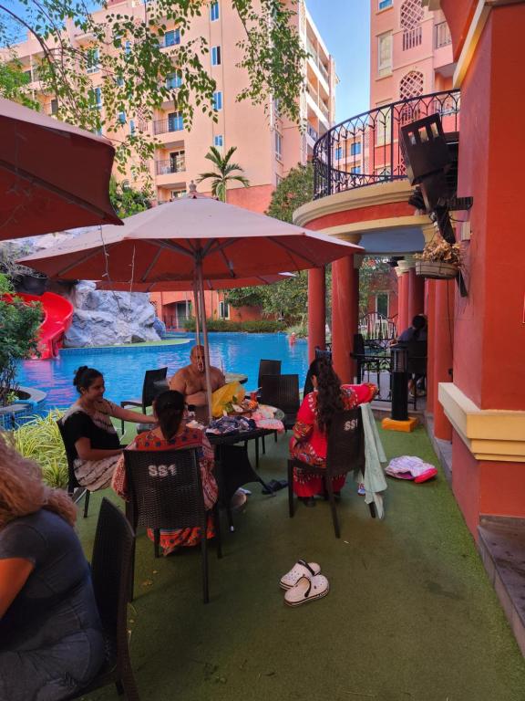 Patio nebo venkovní prostory v ubytování 芭提雅网红公寓七海一期