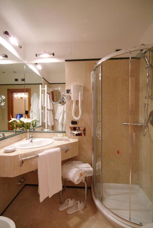 a bathroom with a shower and a sink at Albergo Cavalletto &amp; Doge Orseolo in Venice